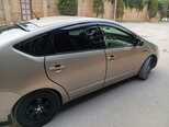 Toyota Prius-4
