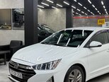 Hyundai Elantra-8