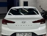 Hyundai Elantra-9