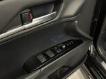 Toyota Camry-14