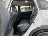 Toyota Corolla Cross-12