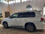 Toyota Land Cruiser-11
