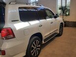 Toyota Land Cruiser-2