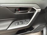 Toyota RAV4-13