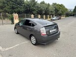 Toyota Prius-4