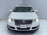 Volkswagen Passat-1
