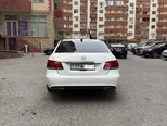 Mercedes E 220 d-6