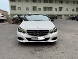 Mercedes E 220 d-1
