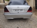 Mercedes C 220 d-7