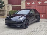 Tesla Model Y-9