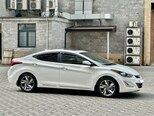 Hyundai Elantra-7
