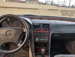Mercedes C 220 d-7