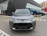 Mitsubishi Outlander-1