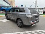 Mitsubishi Outlander-5