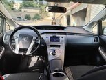 Toyota Prius-8