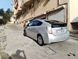 Toyota Prius-12