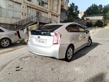 Toyota Prius-11