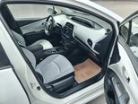 Toyota Prius-10