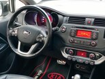 Kia Rio-13