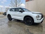 Mitsubishi Outlander-2