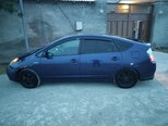Toyota Prius-4