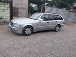 Mercedes C 220 d-4