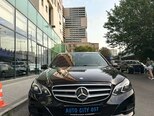 Mercedes E 220-1