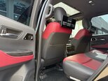 Toyota Land Cruiser-11