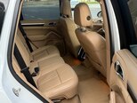 Porsche Cayenne-10