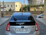 Toyota Prius-2