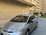 Toyota Prius-3