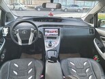 Toyota Prius-7