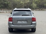 Porsche Cayenne S-8