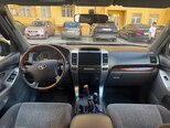 Toyota Land Cruiser Prado-5