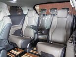 Kia Carnival-16