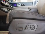 Kia Carnival-32