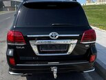 Toyota Land Cruiser-2