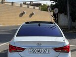 Hyundai Sonata-9