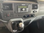 Ford Transit-12