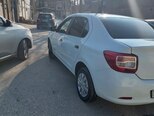 Renault Logan-5