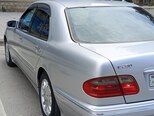 Mercedes E 280-11