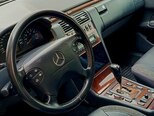 Mercedes E 280-13
