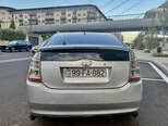 Toyota Prius-4