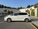 Kia Carens-3