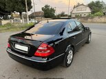 Mercedes E 240-7