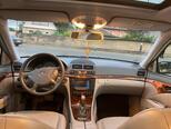Mercedes E 240-11