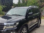 Toyota Land Cruiser-6