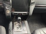 Toyota Land Cruiser-5