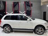 Volkswagen Touareg-5