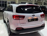 Kia Sorento-12